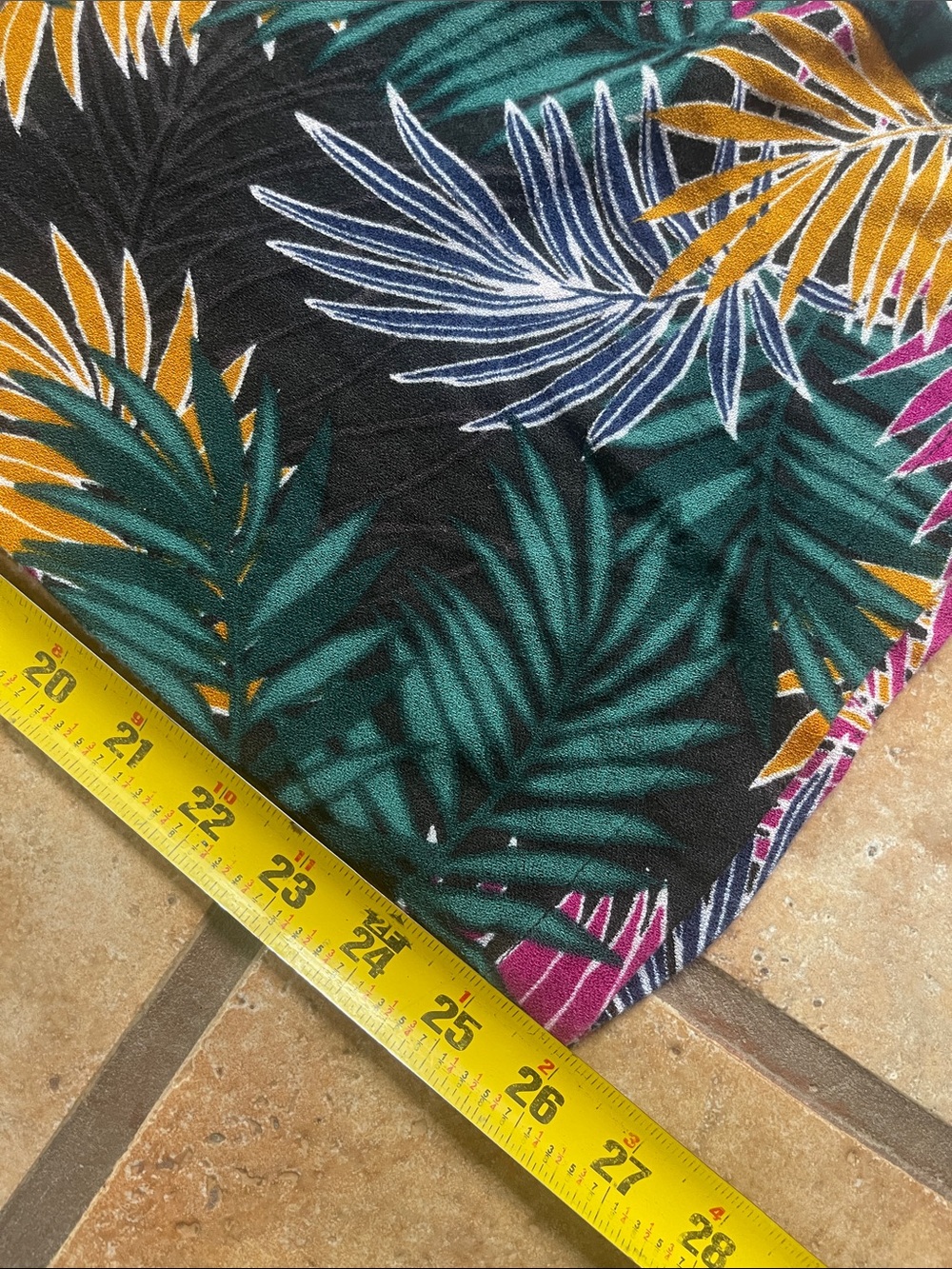 Hurley Wide-Leg Tropical Leaf Print Pants in Black, Green & Pink - Picture 3 of 7